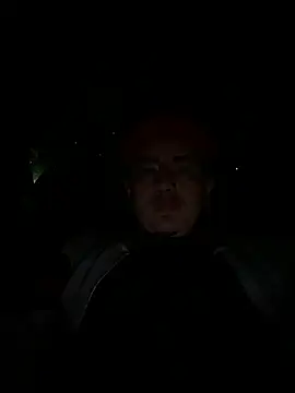 Snapshot of DanielGomez9 chatting on 01-29-25, 12:01 DanielGomez9 online show from 01-29-25, 12:01