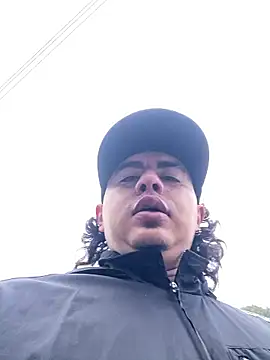 Snapshot of DanielGomez9 chatting on 02-02-26, 01:54 DanielGomez9 online show from 02-02-26, 01:54