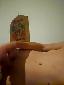 Snapshot of v4Tomasgrau9 chatting on 04-05-26, 04:53 v4Tomasgrau9 online show from 04-05-26, 04:53