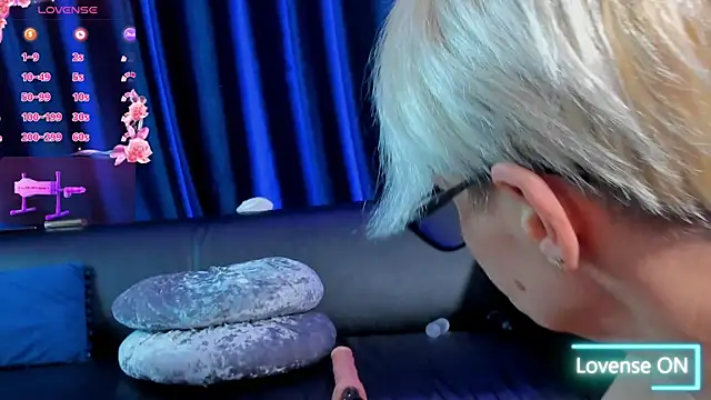 RosaCatalleya online show from 10-07-25, 05:21