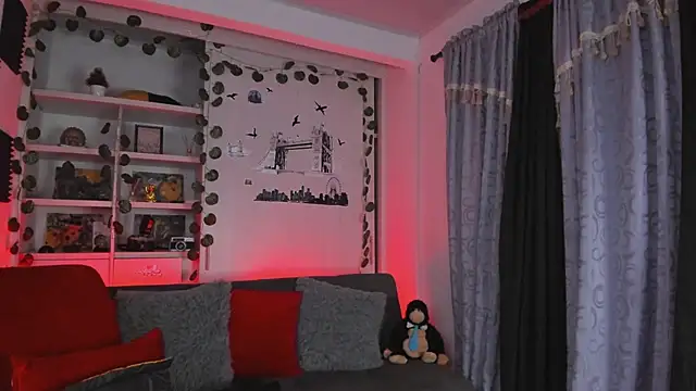 Couple muscle1 online show from 12-15-25, 10:36