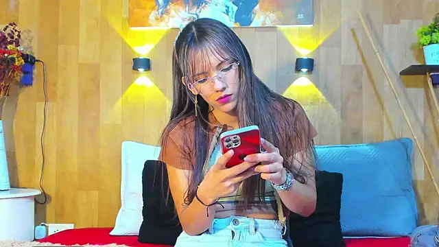 marianaa90 online show from 04-16-26, 09:39