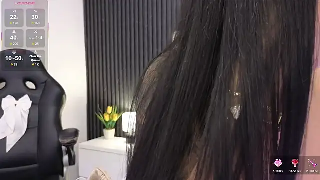 Madiee Rhea online show from 04-07-26, 07:36