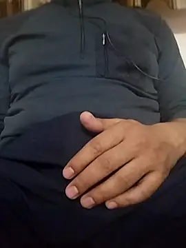 Snapshot of IndianSpark chatting on 02-17-25, 11:44 IndianSpark online show from 02-17-25, 11:44