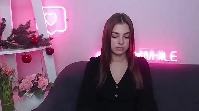 Snapshot of MilanaAngelAs chatting on 01-05-25, 10:43 MilanaAngelAs online show from 01-05-25, 10:43