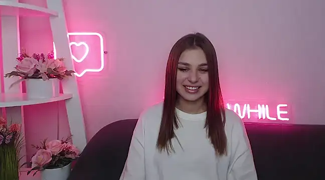 Snapshot of MilanaAngelAs chatting on 01-19-25, 05:48 MilanaAngelAs online show from 01-19-25, 05:48