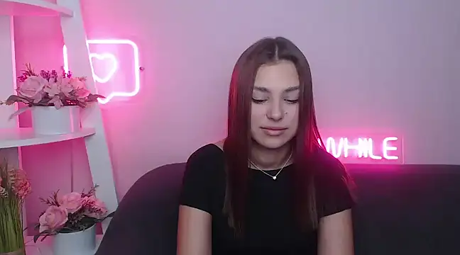 Snapshot of MilanaAngelAs chatting on 01-27-25, 05:47 MilanaAngelAs online show from 01-27-25, 05:47