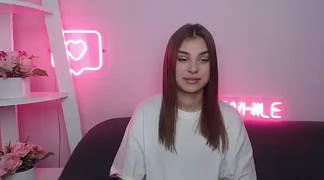 Snapshot of MilanaAngelAs chatting on 02-01-25, 05:39 MilanaAngelAs online show from 02-01-25, 05:39