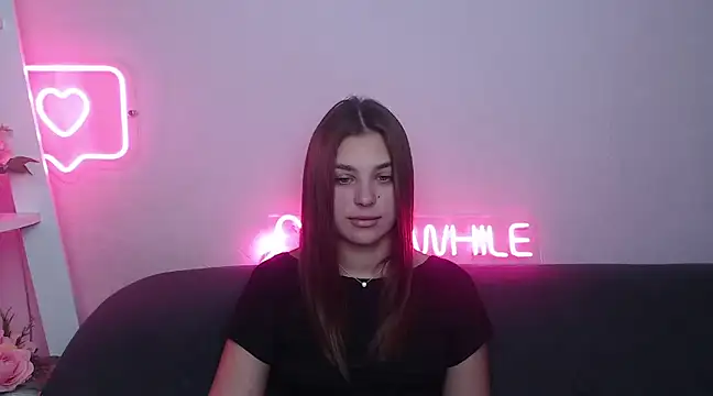 Snapshot of MilanaAngelAs chatting on 02-10-25, 10:53 MilanaAngelAs online show from 02-10-25, 10:53