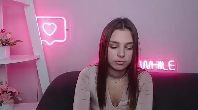 Snapshot of MilanaAngelAs chatting on 02-16-25, 05:37 MilanaAngelAs online show from 02-16-25, 05:37