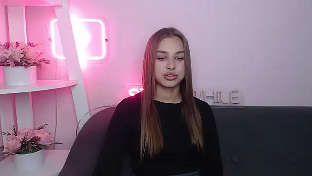 Snapshot of MilanaAngelAs chatting on 10-03-25, 04:42 MilanaAngelAs online show from 10-03-25, 04:42