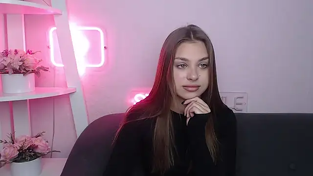 Snapshot of MilanaAngelAs chatting on 10-04-25, 04:43 MilanaAngelAs online show from 10-04-25, 04:43