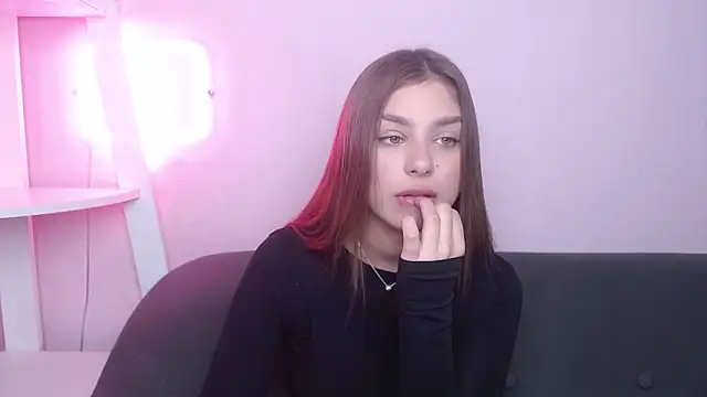 MilanaAngelAs online show from 04-12-26, 04:50