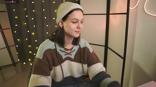 Snapshot of Addelin_Moon chatting on 01-29-25, 03:58 Addelin Moon online show from 01-29-25, 03:58