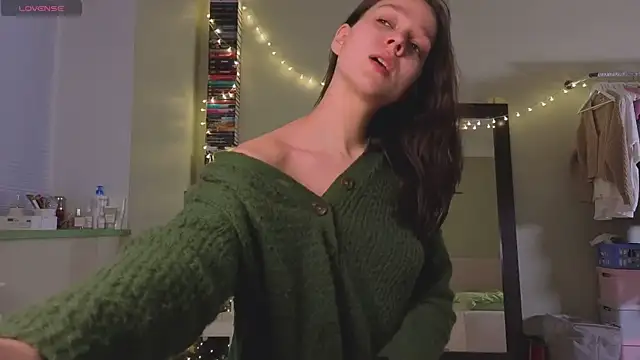 Snapshot of Addelin_Moon chatting on 01-06-26, 01:48 Addelin Moon online show from 01-06-26, 01:48