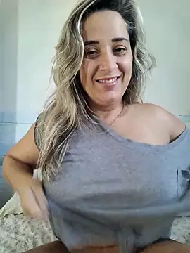 Snapshot of annamell chatting on 03-05-26, 09:49 annamell online show from 03-05-26, 09:49