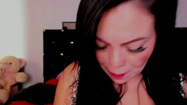 Snapshot of charlottemeyerr chatting on 02-12-25, 02:56 charlottemeyerr online show from 02-12-25, 02:56