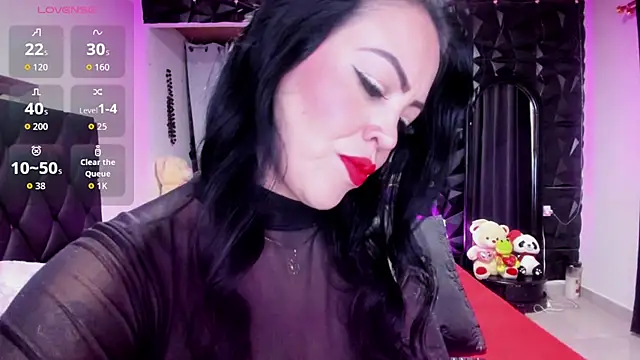 charlottemeyerr online show from 11-16-25, 09:42