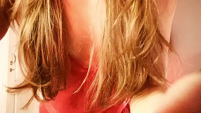 Snapshot of Melisa_cream chatting on 05-27-26, 02:08 Melisa cream online show from 05-27-26, 02:08