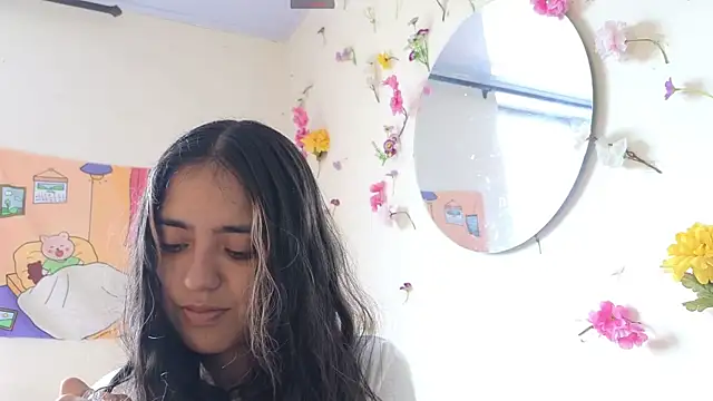 Snapshot of ViolettaSummer chatting on 01-11-25, 06:44 ViolettaSummer online show from 01-11-25, 06:44