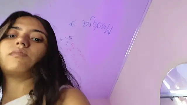 Snapshot of ViolettaSummer chatting on 02-01-25, 05:58 ViolettaSummer online show from 02-01-25, 05:58