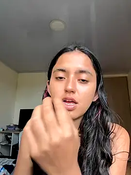 ViolettaSummer online show from 11-15-25, 08:16