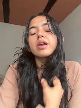 ViolettaSummer online show from 03-28-26, 09:25