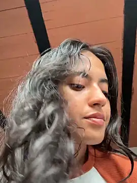 ViolettaSummer online show from 03-29-26, 09:15