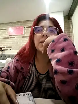 Snapshot of Rousse_Collinss chatting on 12-19-24, 04:13 Rousse Collinss online show from 12-19-24, 04:13