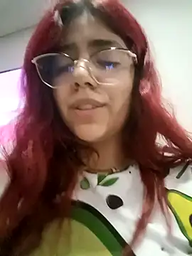 Snapshot of Rousse_Collinss chatting on 12-30-24, 04:53 Rousse Collinss online show from 12-30-24, 04:53