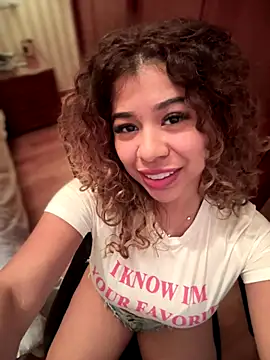 LEONCITA  online show from 12-16-25, 05:18