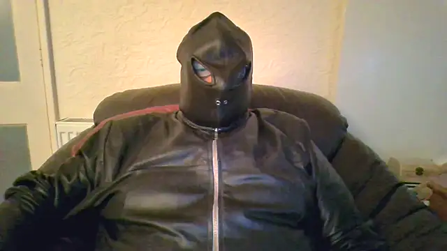 Leatherman63 online show from 12-20-25, 08:32