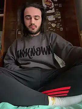 Snapshot of nibrankd chatting on 03-08-25, 09:06 nibrankd online show from 03-08-25, 09:06