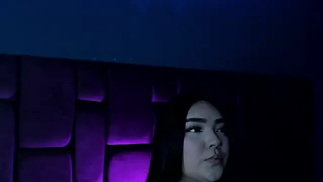 Snapshot of little_lissiee chatting on 03-21-25, 07:02 little lissiee online show from 03-21-25, 07:02