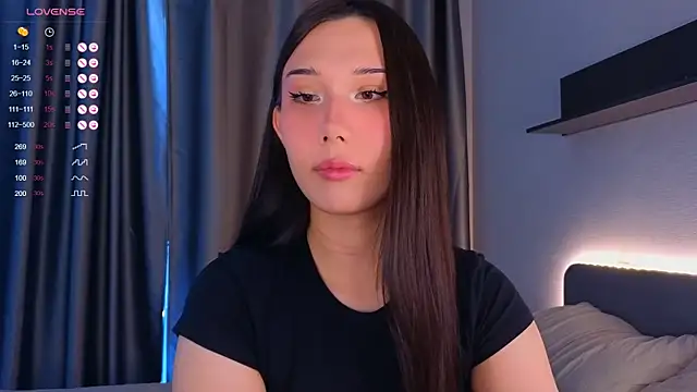 Kaia Sunshine Mia online show from 07-29-26, 10:02