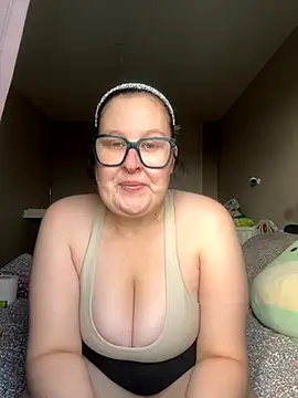 Snapshot of Misssmilf chatting on 09-14-25, 11:42 Misssmilf online show from 09-14-25, 11:42