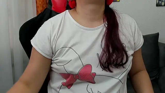 Lexyevans online show from 02-22-26, 09:13