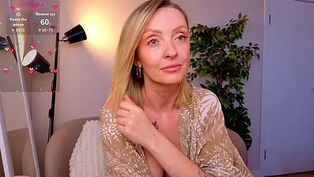 Snapshot of sexuallycorrecte chatting on 02-28-26, 12:28 sexuallycorrecte online show from 02-28-26, 12:28