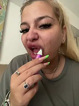 AllysonK online show from 07-11-26, 12:52