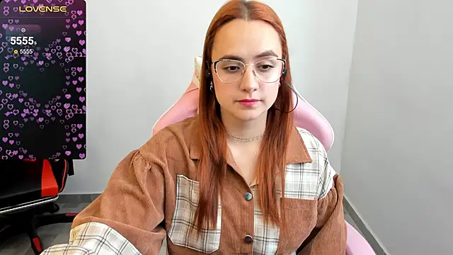 Snapshot of maryluna95 chatting on 01-03-25, 01:25 maryluna95 online show from 01-03-25, 01:25