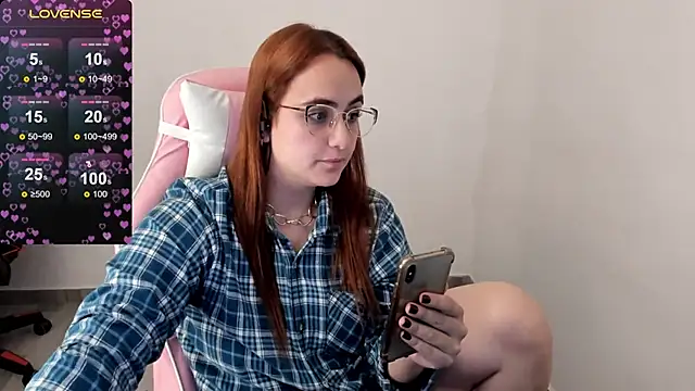 Snapshot of maryluna95 chatting on 01-23-25, 02:12 maryluna95 online show from 01-23-25, 02:12