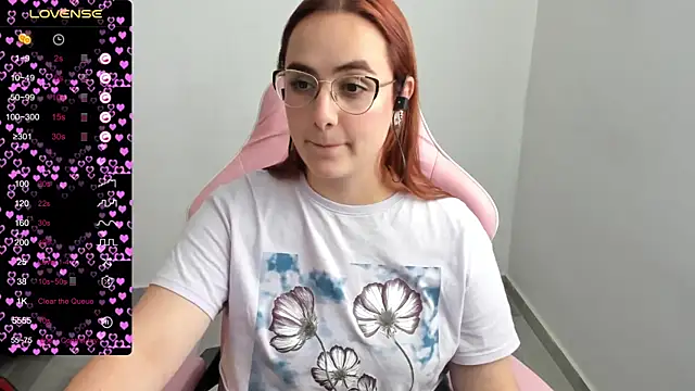 Snapshot of maryluna95 chatting on 02-18-25, 08:36 maryluna95 online show from 02-18-25, 08:36