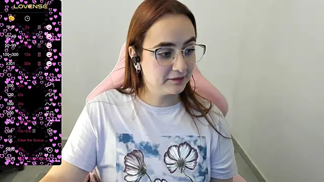 Snapshot of maryluna95 chatting on 02-18-25, 11:41 maryluna95 online show from 02-18-25, 11:41