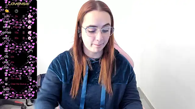 Snapshot of maryluna95 chatting on 02-25-25, 06:03 maryluna95 online show from 02-25-25, 06:03