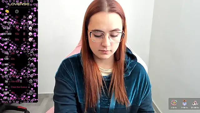 Snapshot of maryluna95 chatting on 02-25-25, 06:53 maryluna95 online show from 02-25-25, 06:53