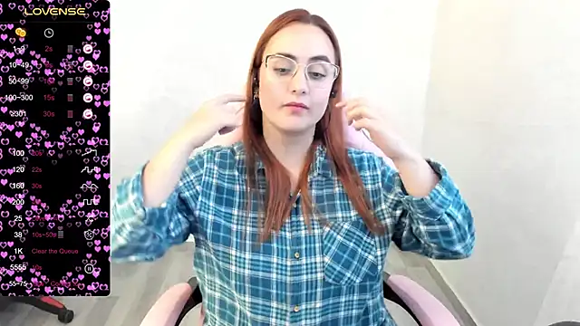 Snapshot of maryluna95 chatting on 03-04-25, 10:38 maryluna95 online show from 03-04-25, 10:38