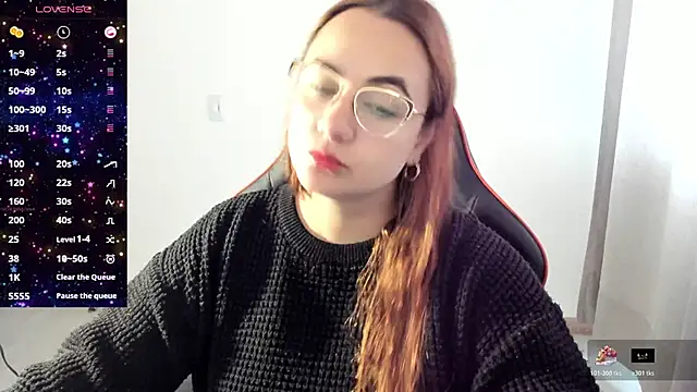 Snapshot of maryluna95 chatting on 10-28-25, 02:31 maryluna95 online show from 10-28-25, 02:31