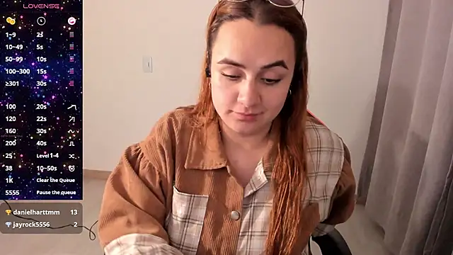 Snapshot of maryluna95 chatting on 10-30-25, 02:46 maryluna95 online show from 10-30-25, 02:46