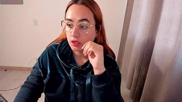 Snapshot of maryluna95 chatting on 11-24-25, 09:58 maryluna95 online show from 11-24-25, 09:58