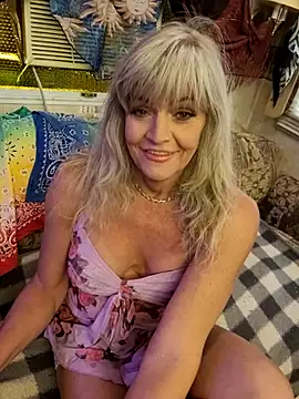 annika lately online show from 10-25-25, 08:36